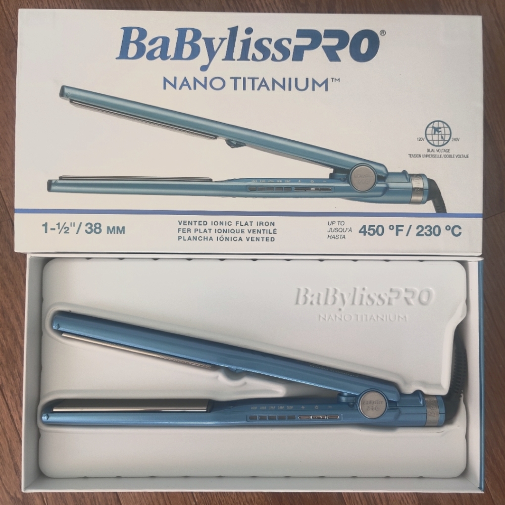 BaBylisPRO Nano Titanium 1-1/2" Flat Iron